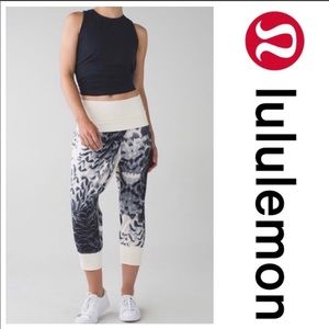 Lululemon jogger pants - “dance to yoga”